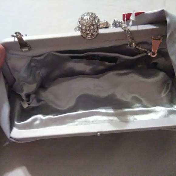 Nwt satin and rhinestone clutch - Picture 4 of 5